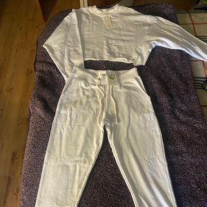White Jogger Set Never Worn🤍